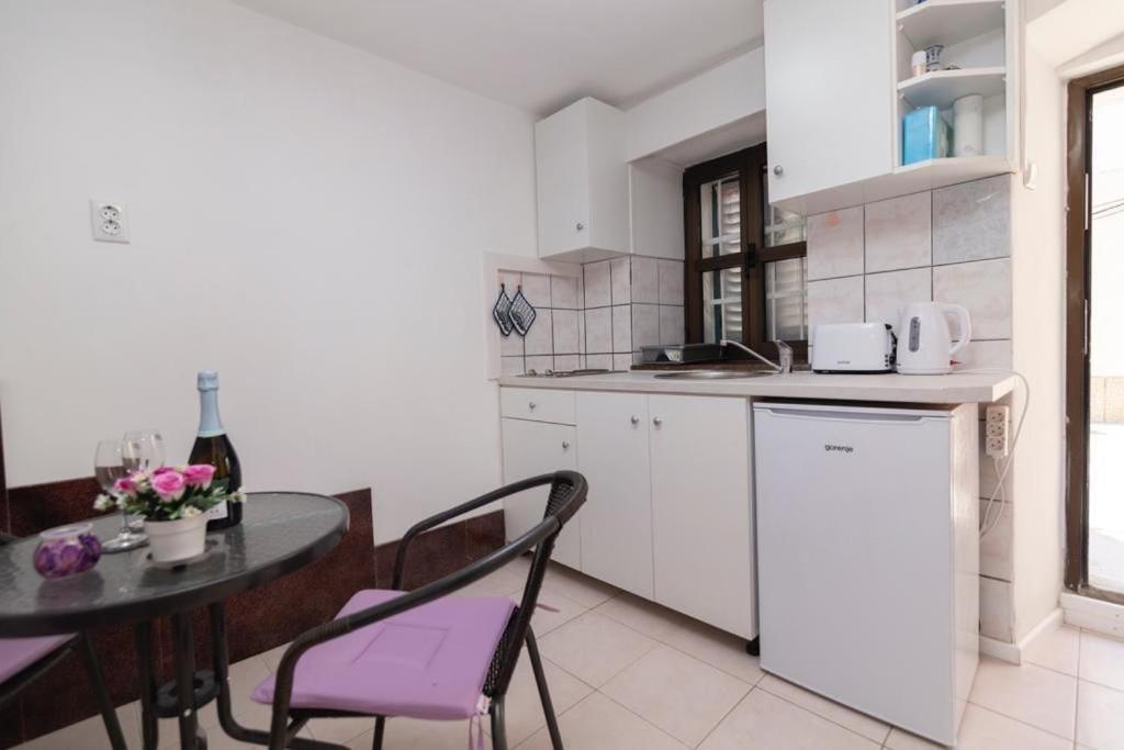 Central Apartment Rose In Hearth Of Split Exterior foto
